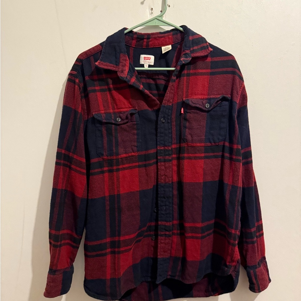 💜Levi's Red and Black Checkered Shirt